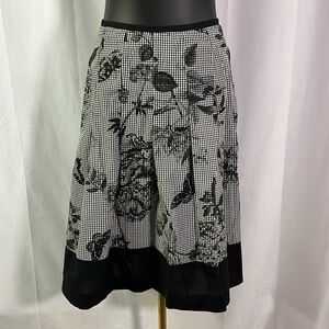 Talbots Black & White Gingham Floral Butterfly Print Pleated A-Line Skirt